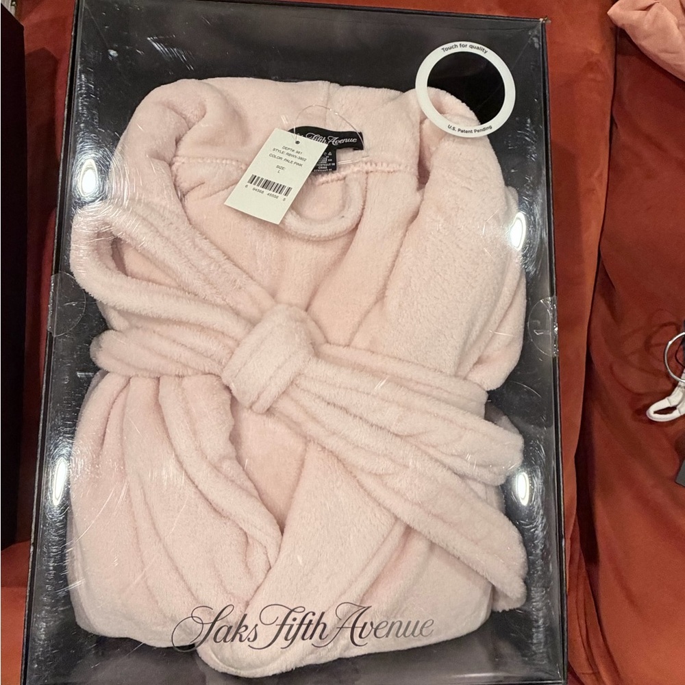 Saks Fifth Avenue Pale Pink Plush Robe
